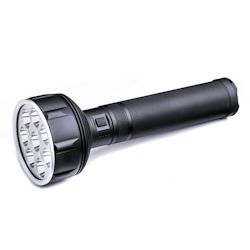 Nextorch Saint Torch 31 LED Taschenlampe mit Akkupack 0 Volt